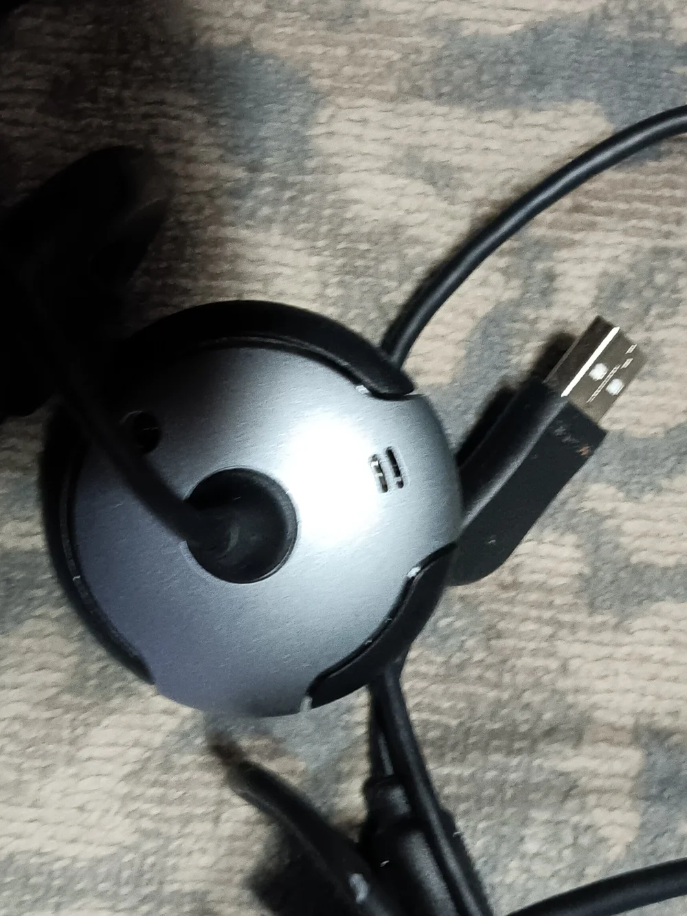 Microsoft Black USB Webcam with Clip Mount